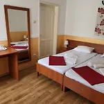 Restaurant Arconi Penzion 3*
