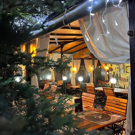 Guest house Restaurant Arconi 3*